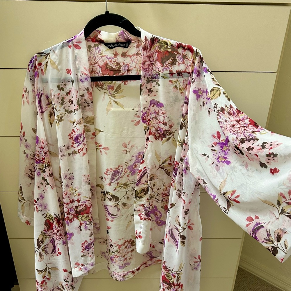 White and Pink Floral Blouse with Flowing Sleeves